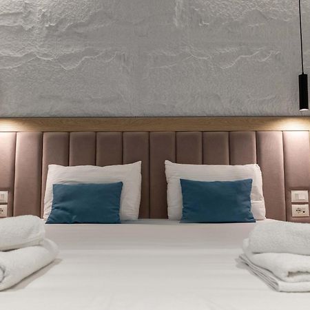 Monel Hotel คซามิล ภายนอก รูปภาพ