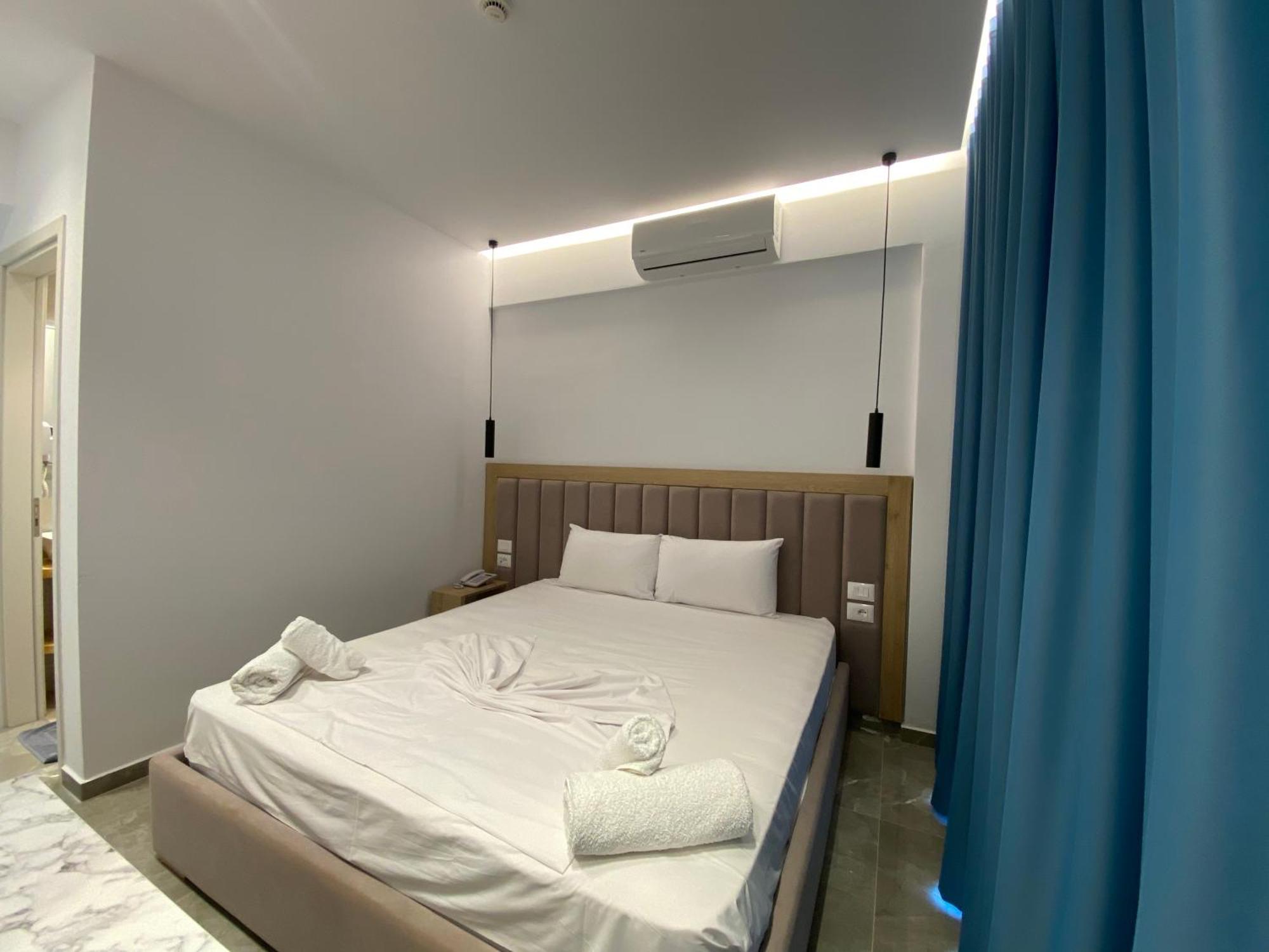 Monel Hotel คซามิล ภายนอก รูปภาพ