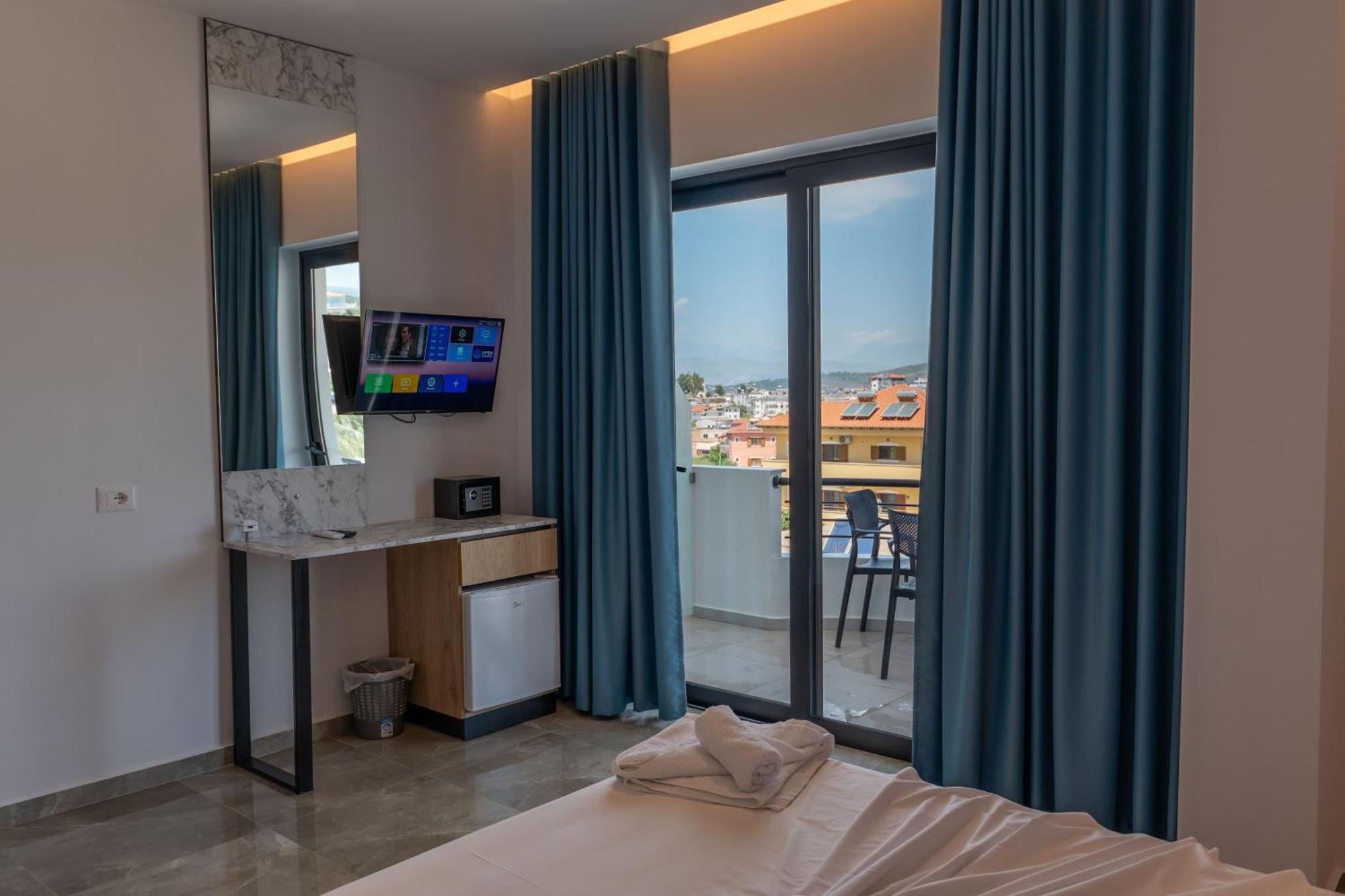 Monel Hotel คซามิล ภายนอก รูปภาพ