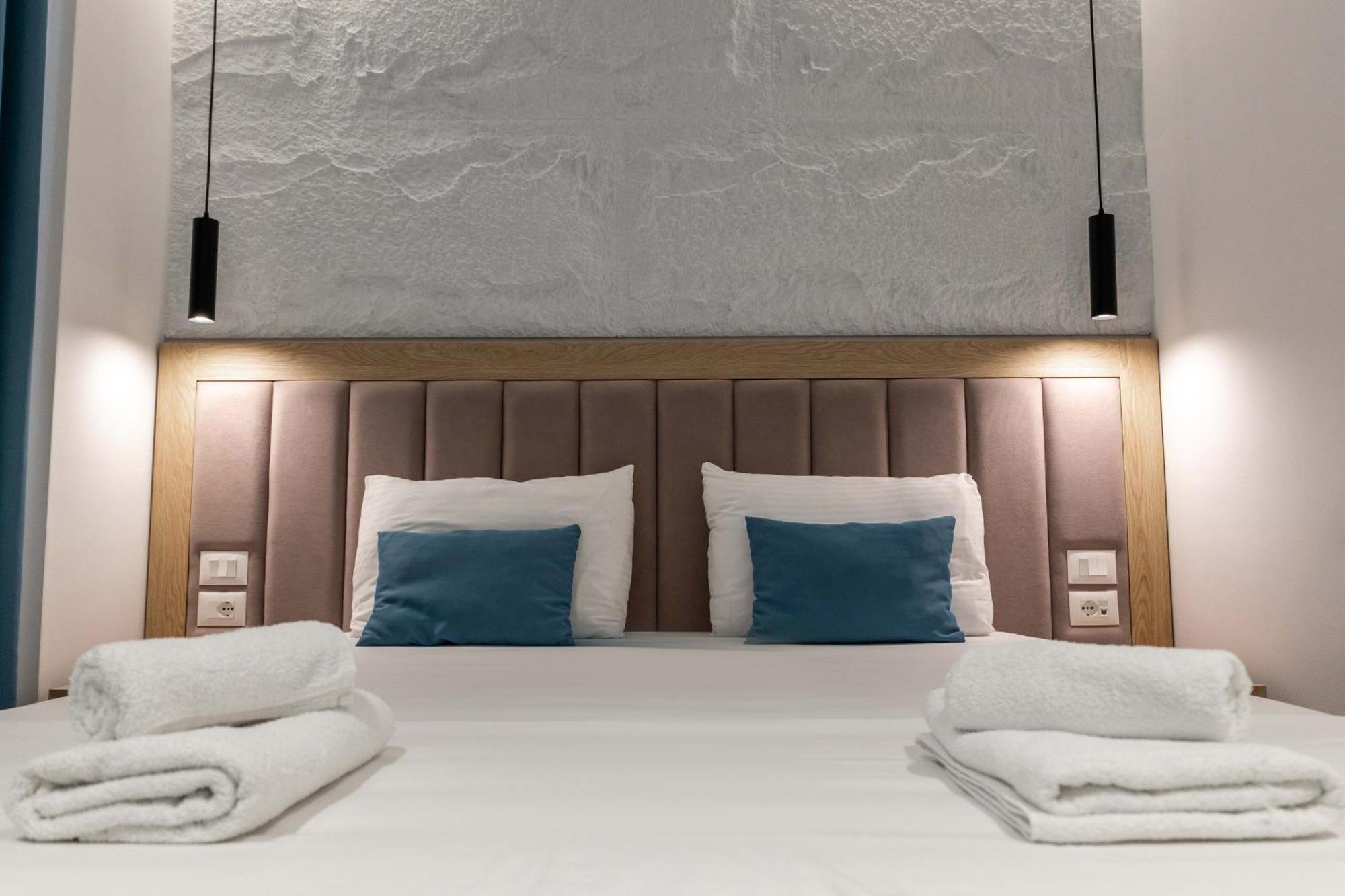 Monel Hotel คซามิล ภายนอก รูปภาพ