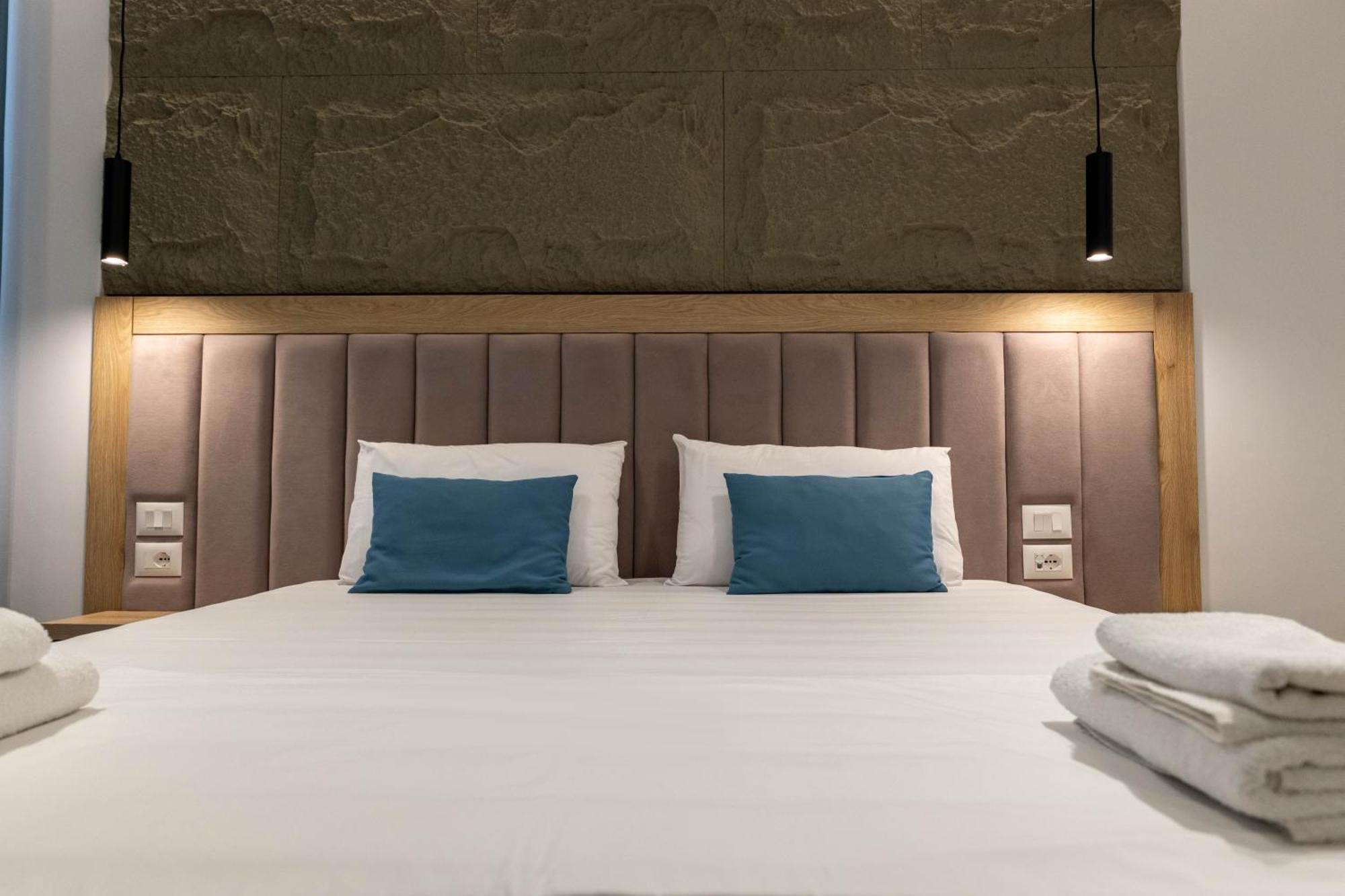 Monel Hotel คซามิล ภายนอก รูปภาพ